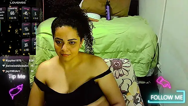 _naughty_milfのライブXXXチャット