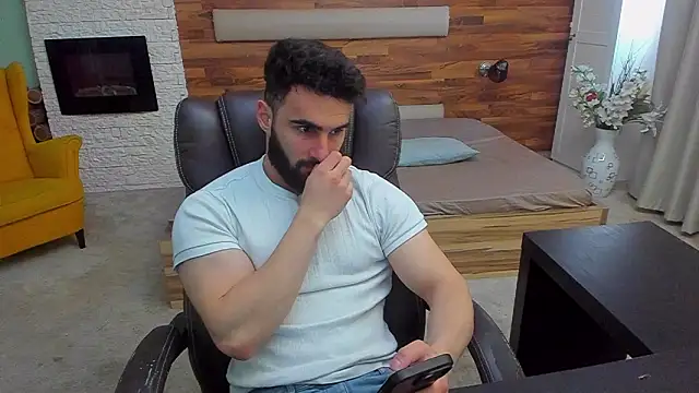 MicahLane Show in webcam