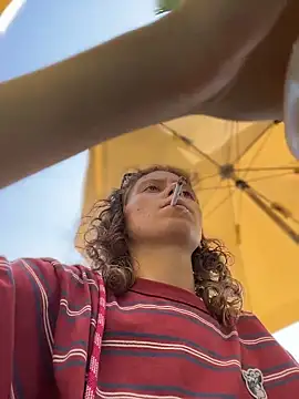 دردشة RinaMood الجنسية المباشرة