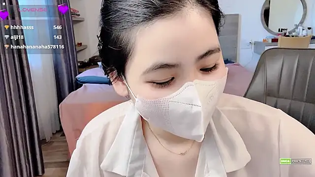 _Lynh_ Live XXX Chat