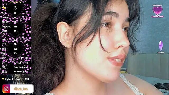 Chat XXX ao vivo de Diara_1an