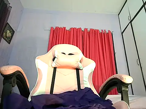 bigcock_kylie1723のウェブカメラショー