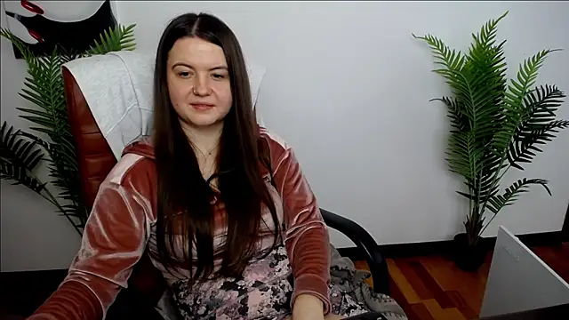 MavkaCute: απευθείας συνομιλία ΧΧΧ