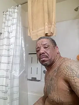 yellowwetfox Chat XXX live