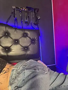 Chat +18 de Sophie_LS ao vivo