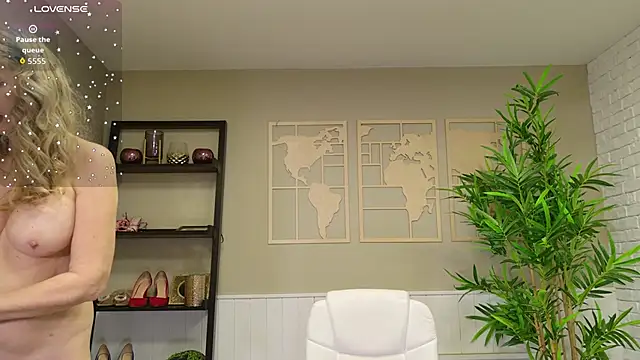 LadyLeeaのライブXXXチャット