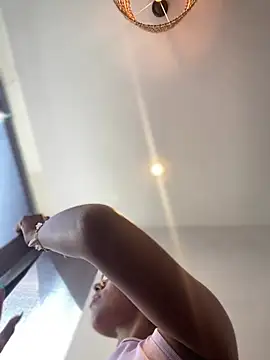 SheenaBrooke Show in webcam