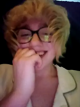 mcjbgfhgjhiiilllufjyf Chat XXX in diretta