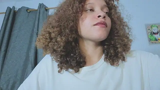 Chatroom XXX en direct de Ada_gales_