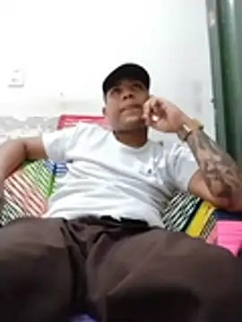 Chat +18 de SOY0119DIEGO ao vivo