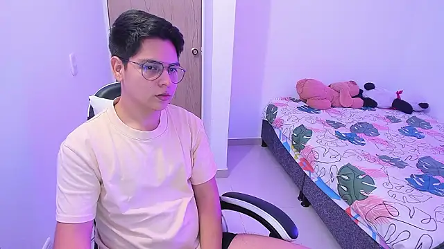 Asta_YunoXXX webkamerás műsora