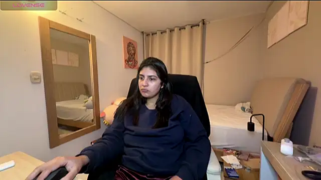 cloe_small Chat XXX live