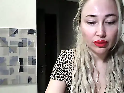 NanaGold2992 Webcam-Show