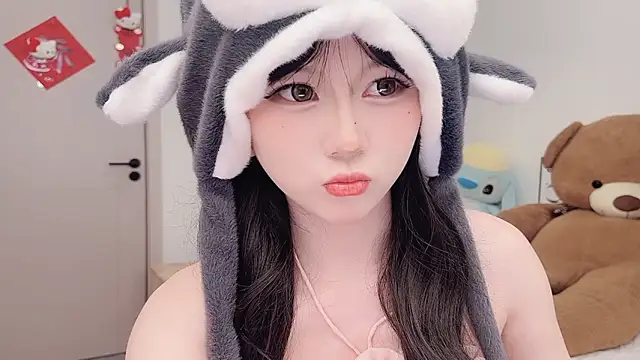 Pokazy przed kamerką – lnua-lnua