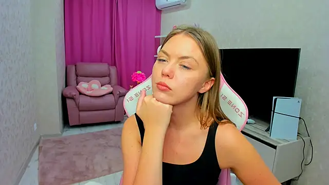 Chat +18 de Strawberrye ao vivo