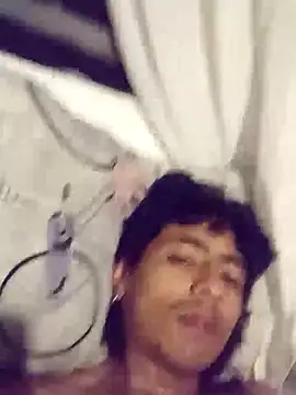 SkinniYamo Live XXX Chat