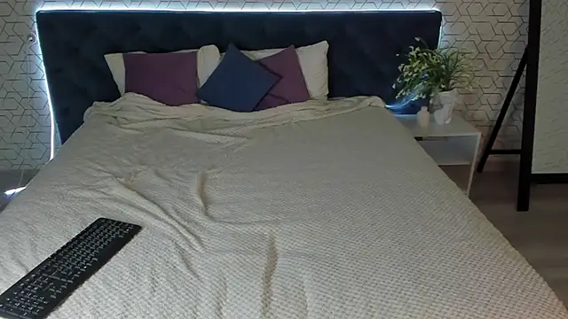 desiree_doll 现场XXX聊天