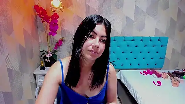 AdaFawxx's Live XXX Chat