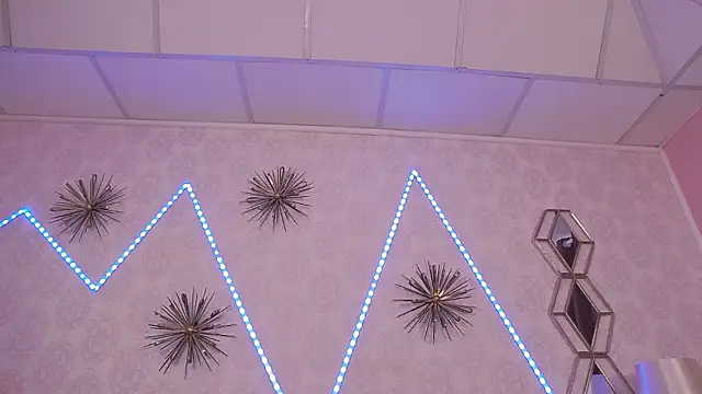 BustyEva_'s Live XXX Chat