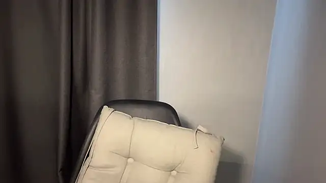 Chat +18 de lisa_montana ao vivo