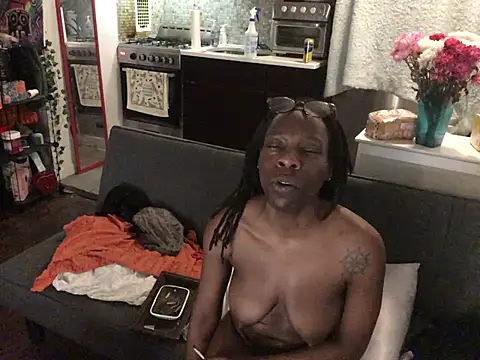 littyleesh1 Live XXX Chat