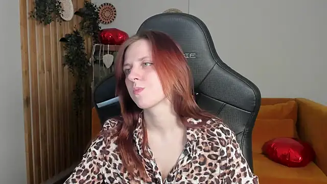 Živý XXX chat FreyaVey