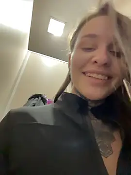 Chat XXX ao vivo de KishaMur