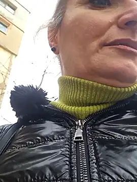 LadyTouch – Naživo XXX chat