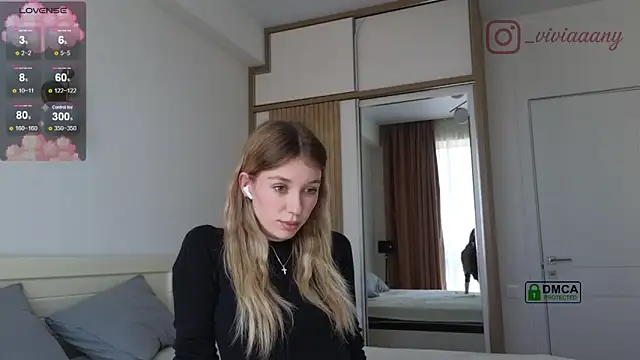 viviaaany 现场XXX聊天