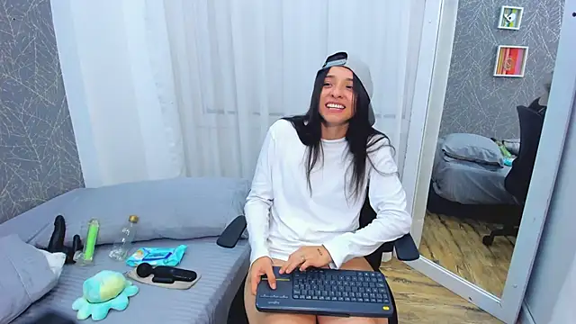 XXX chat uživo modela ViictoriiaSaenz