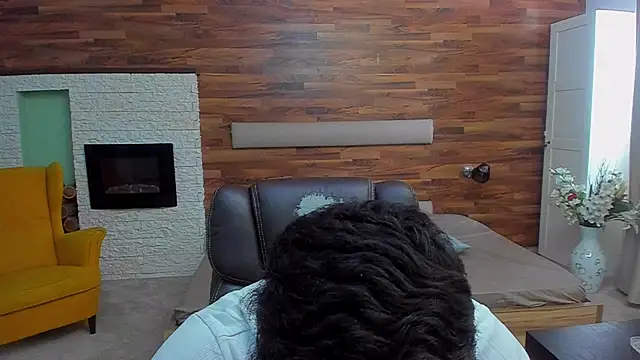 MicahLane: διαδικτυακό σόου στην κάμερα