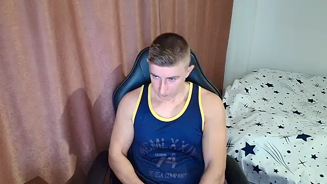 TodMuscle9: онлайн-секс-чат