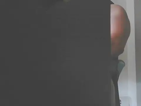 Naked_Man_: διαδικτυακό σόου στην κάμερα