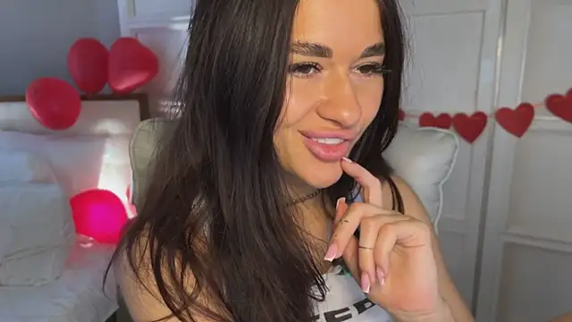 UrLillShy's Webcam Show