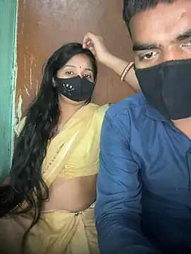 Suhani512 Show in webcam