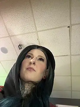 BlueVelvetBat live XXX chat