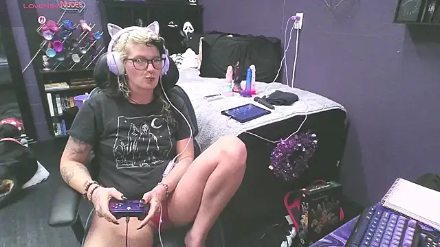 oddywithabody Chat XXX live