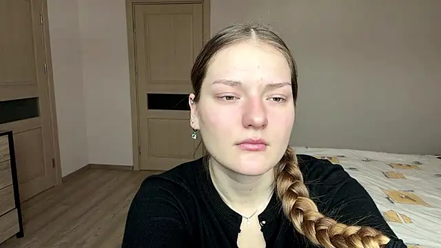 Milayouknow live XXX chat