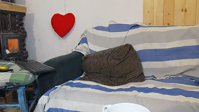 MellyBigLabiaOrgasmic live XXX chat