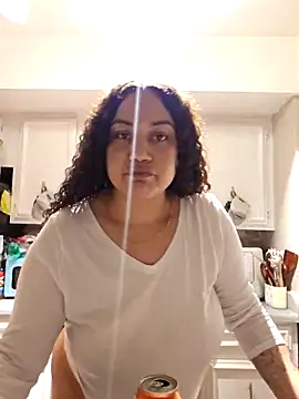 Živý XXX chat honeeyyy_pot