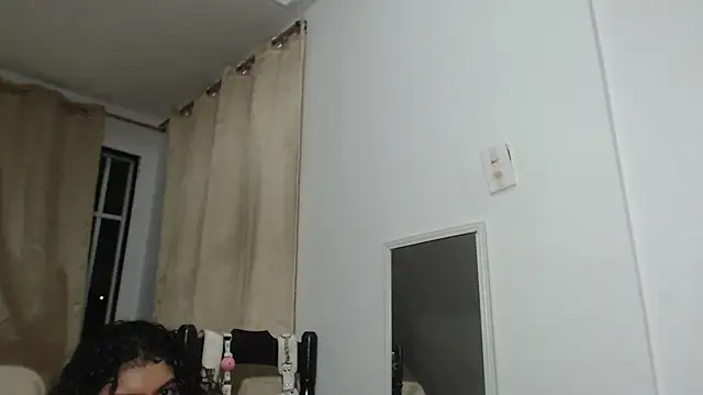 Kityy_cum18 webkamerás műsora