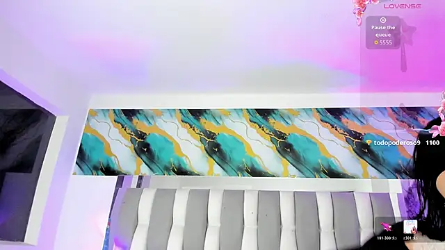 Chatroom XXX en direct de IsaDiiaz