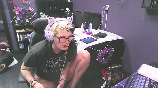 oddywithabody 即時 XXX 聊天