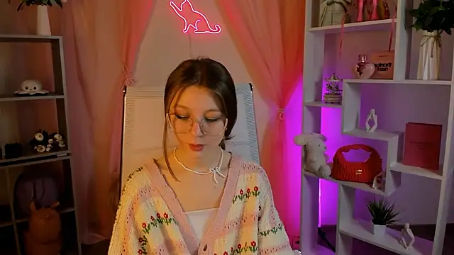 ElliFrankenweenie's Live XXX Chat