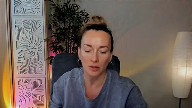 Chat XXX ao vivo de RebeccaMartinez