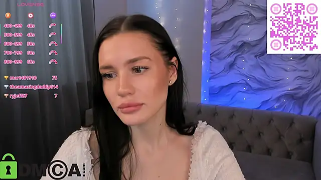 Chat +18 de Aria_Mila ao vivo