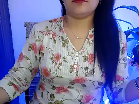 _chitranshi Adlı Modelin Canlı XXX Sohbeti