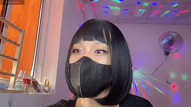 Tieu-May – Live XXX-chat