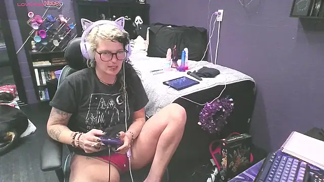 Chat XXX en directo de oddywithabody