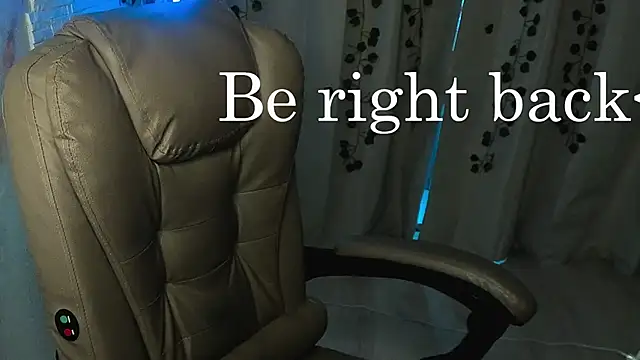 Živý XXX chat EvaxCharm